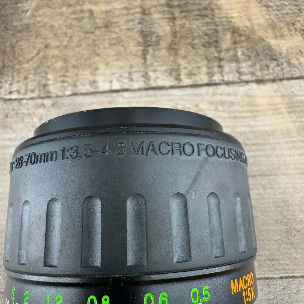 Vivitar Lens Macro Focusing Zoom 28-70mm 1:3.5-4.5